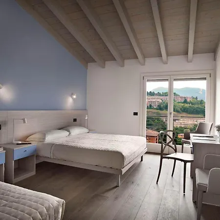Hotel apartamentowy Caffe Maya *