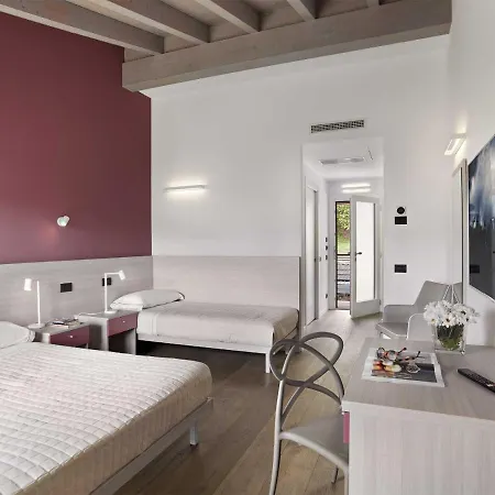 Caffè Maya Aparthotel 4*