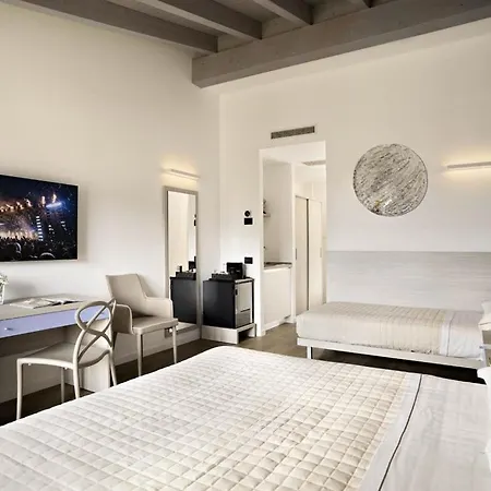 Hotel apartamentowy Caffe Maya