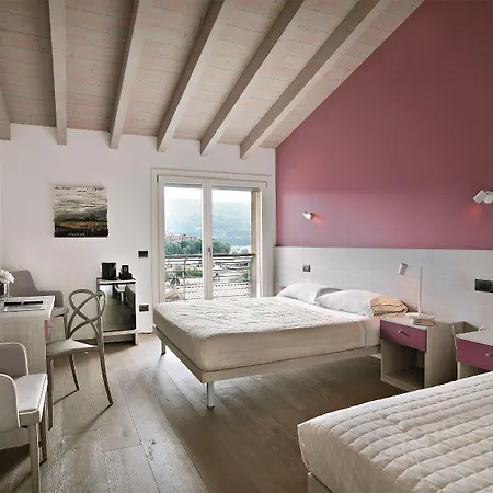 Caffe Maya Apart-hotel