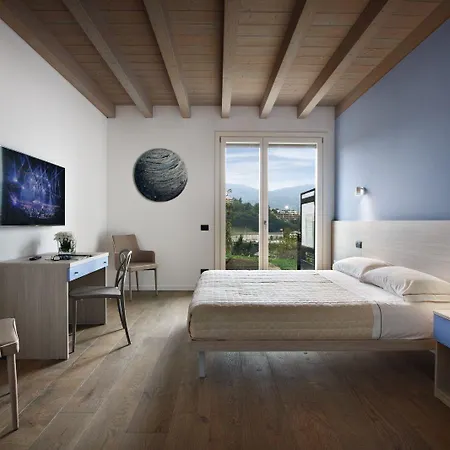 Apart-hotel Caffe Maya Maslianico