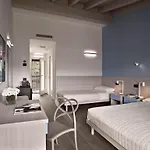 Caffe Maya Hotel apartamentowy