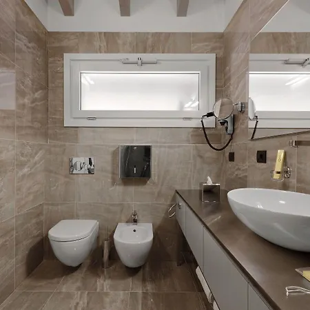 Caffe Maya Apartmanhotel Maslianico