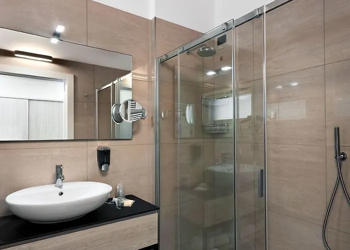 Caffe Maya Aparthotel 4*