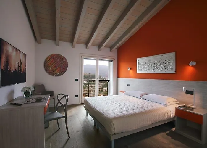 Caffe Maya Aparthotel