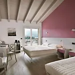 Aparthotel Caffe Maya