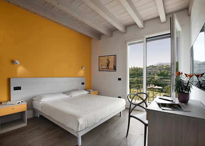 Lejlighedshotel Caffe Maya 4*